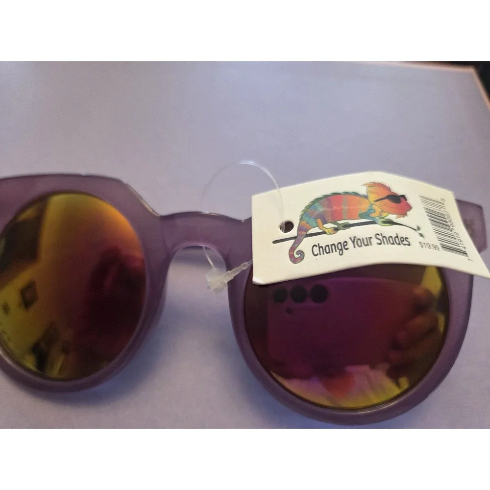 Change Your Shades chameleon change
